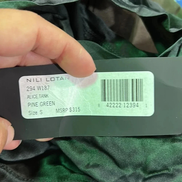 ! Nwt NILI LOTAN Alice Pine Green Silk Tank small - Picture 6 of 6